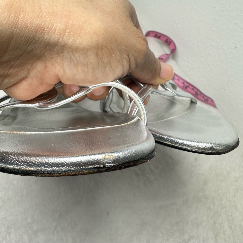 Stuart Weitzman Made in Spain  Silver Satin Strappy Leather Sole Heels Size 10 - Picture 14 of 15